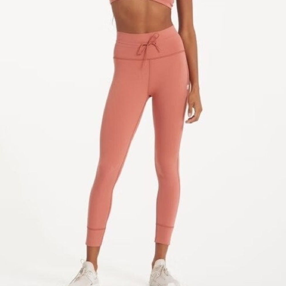 Vuori Women's Pink Leggings